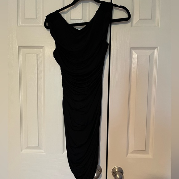Black slinky dress - Picture 4 of 5